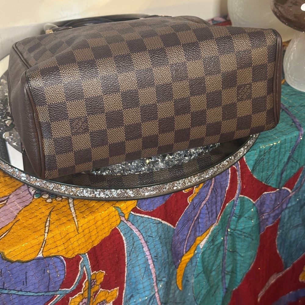 Louis Vuitton Damier Ebene Triana Bag. - Picture 5 of 13